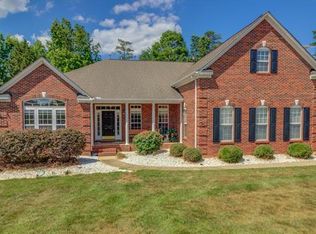 1113 Butterburr Dr, Matthews, NC 28104