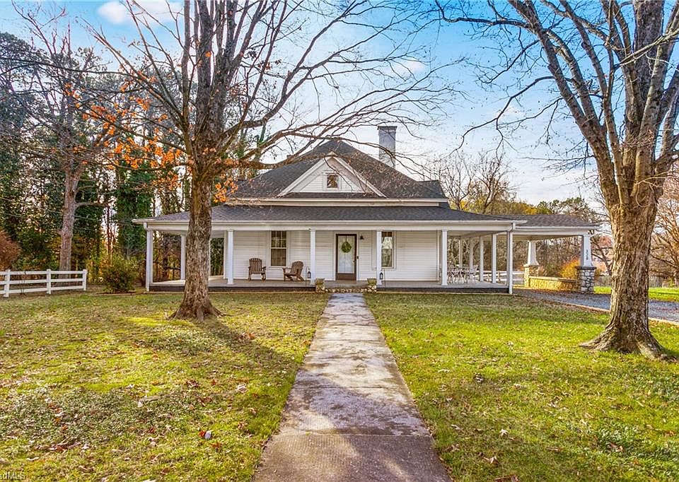 328 E Raleigh Ave, Liberty, NC 27298 Zillow