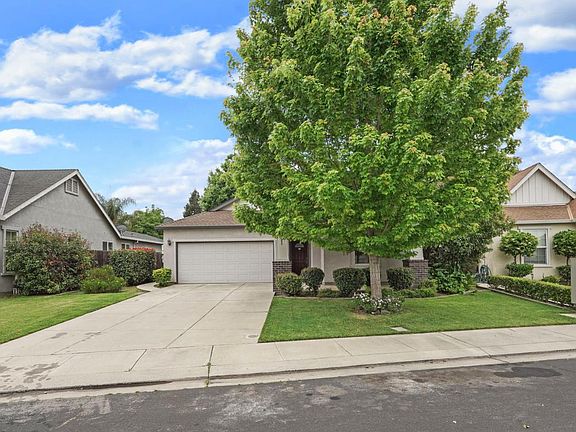 4th image of 1692 Solaro Way