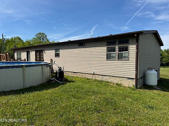 4th image of 4455 Jonesville Rd