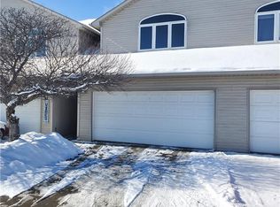 749 Kitterman Cir, Norwalk, IA 50211