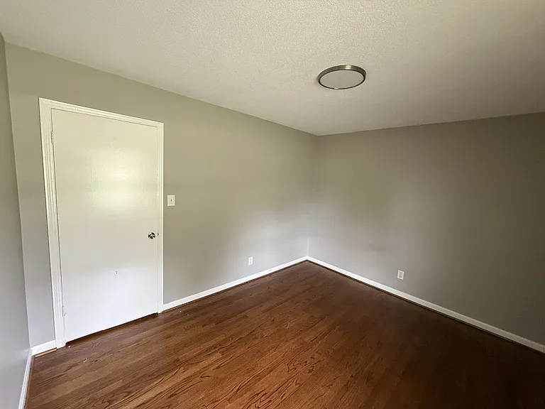 120 Woodbine Ter — Photo 24