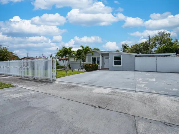 5450 NW 178th Ter, Miami Gardens, FL 33055