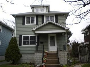 1917 Wespark Ave, Whiting, IN 46394