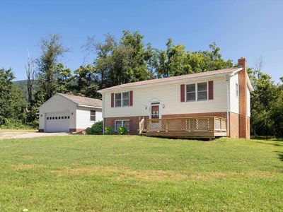 421 Newtown Rd, Greenwood, VA, 22943