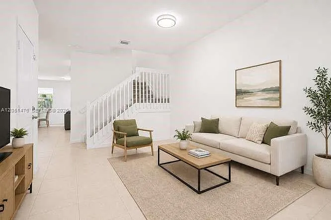 Keys Gate Residential — Photo 3