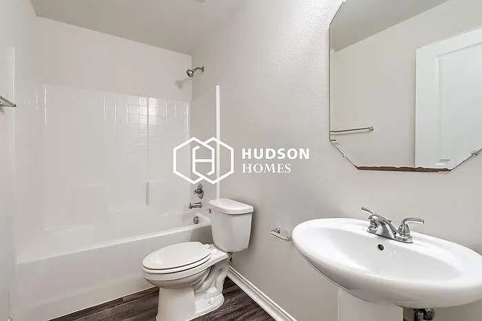 1844 Sheila Dr — Photo 10