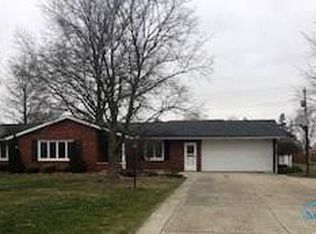 11096 Fairview Dr, Ottawa, OH 45875