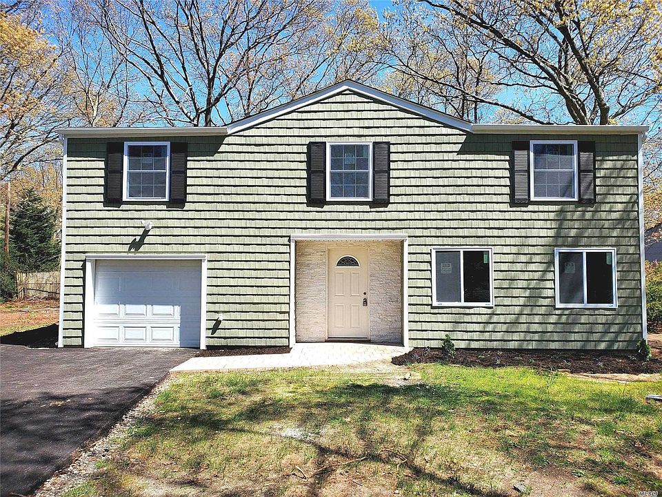 1st image of 17 Songsparrow Ln