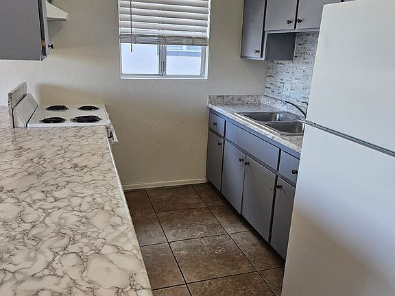 4th image of 352 Sea Creek Dr APT 4