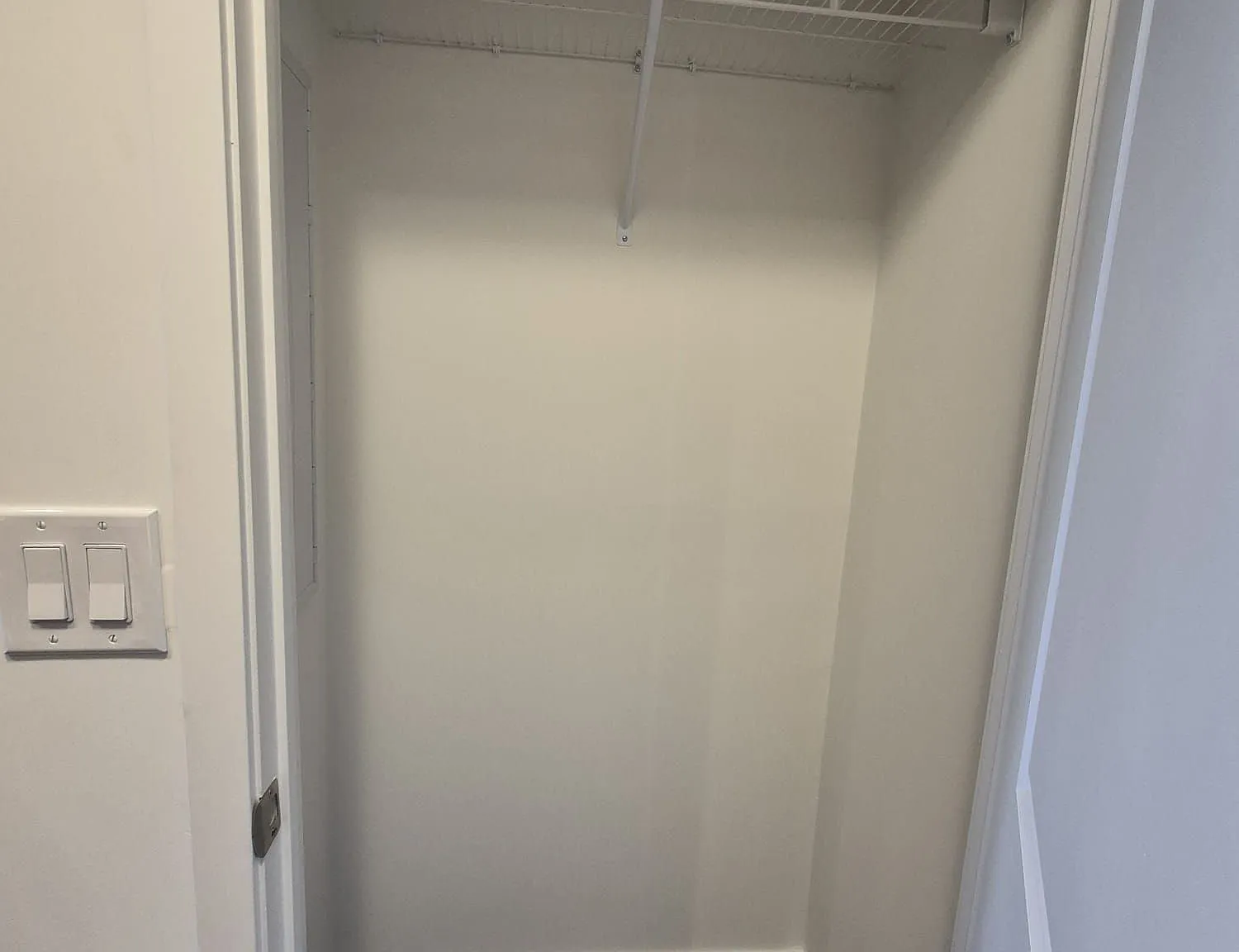 1 bed, $2,100 — Photo 3