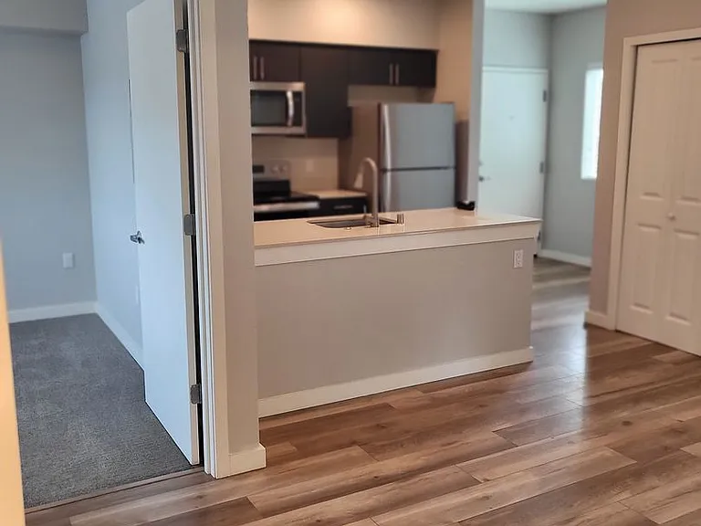 Pacific Ridge Apartments — Photo 5