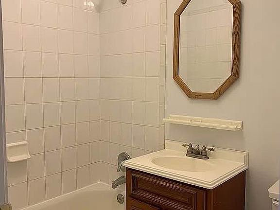 2nd image of 260 Prospect Park W APT 1