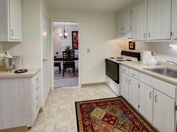Kings Gate West, 8 Kings Ct #2906, Camillus, NY 13031