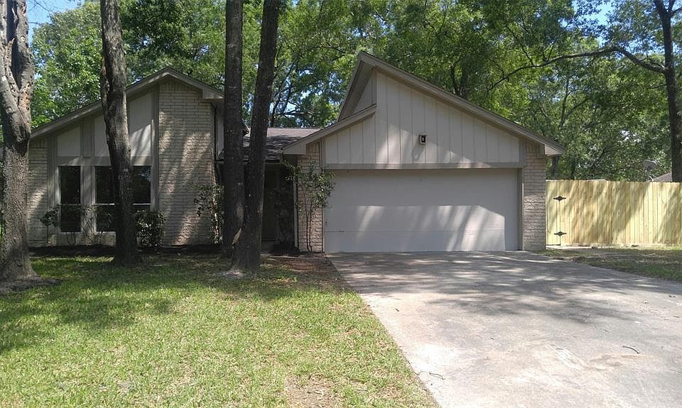 1st image of 16224 Spinnaker Dr