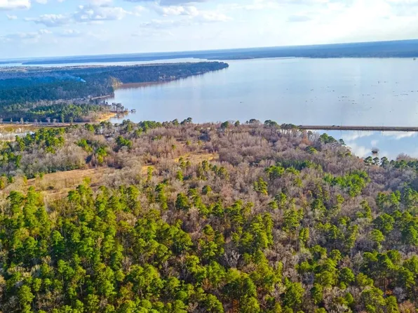 Hickory Ridge Dr, Trinity, TX 75862