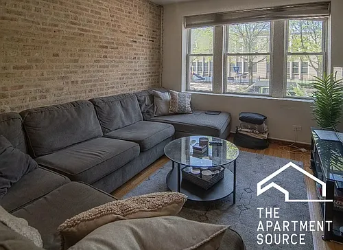 2043 N Leavitt St #2 Photo 1