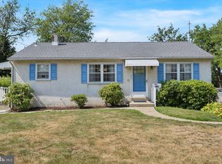 484 Prospect Rd, Warminster, PA 18974