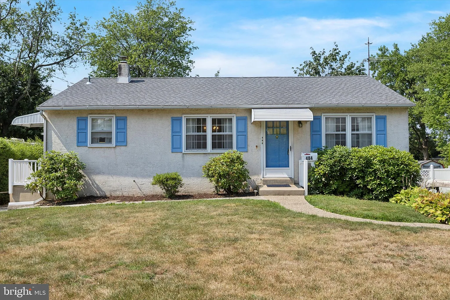 484 Prospect Rd photo 1