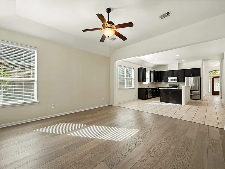9219 Gilbert Hollow Dr — Photo 23