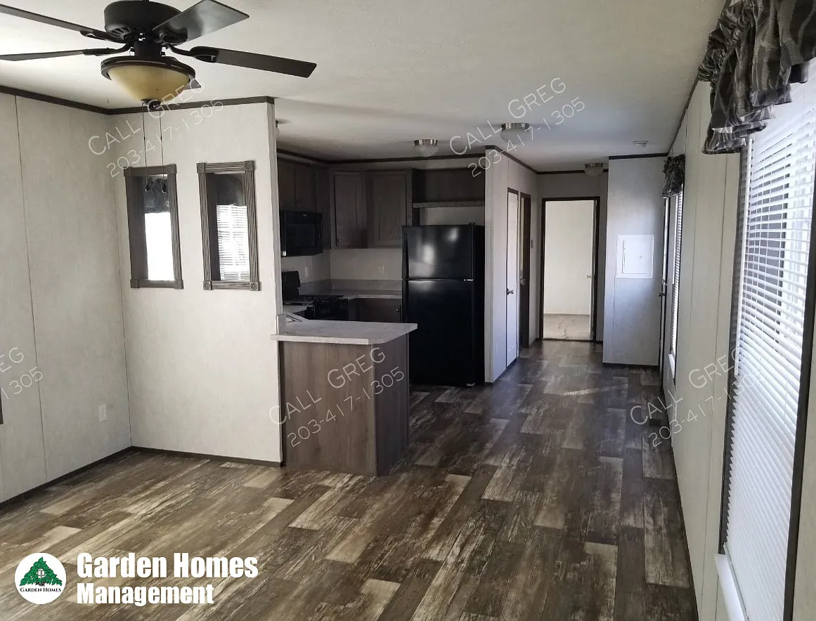2 bed, 784 sqft, $2,125 — Photo 2
