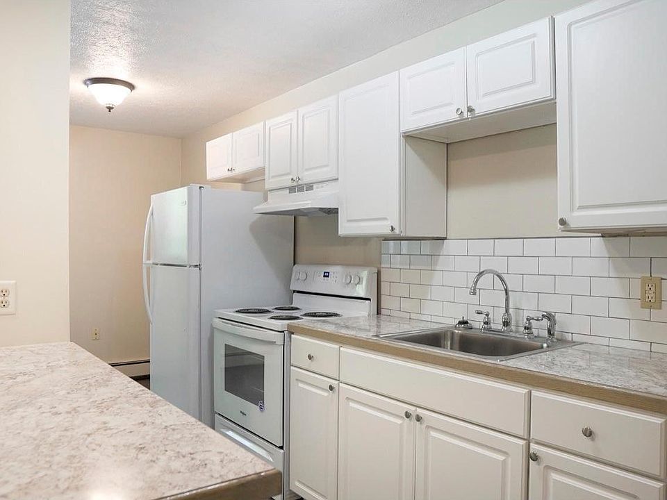 1st image of 570 Harvey St #103