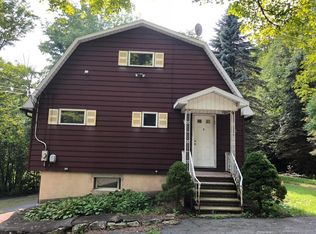 610 McAndrews Rd, Moscow, PA 18444