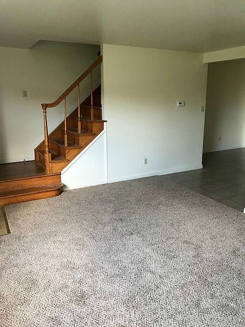 2nd image of 504 Plaza Dr