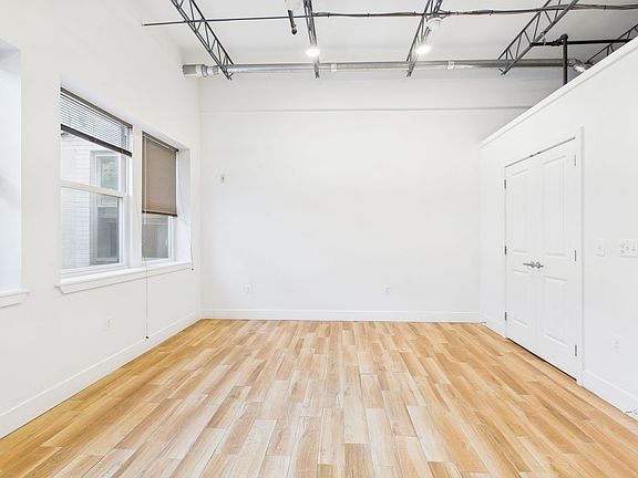 4th image of 164 W Chelten Ave Unit 228