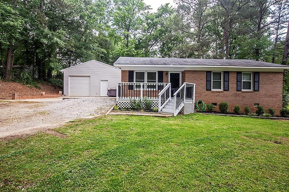 1st image of 105 Earl Ct