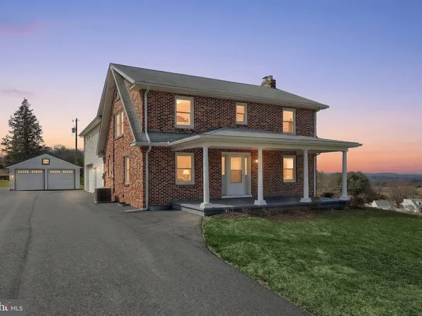 5765 Glatfelters Station Rd, Seven Valleys, PA 17360