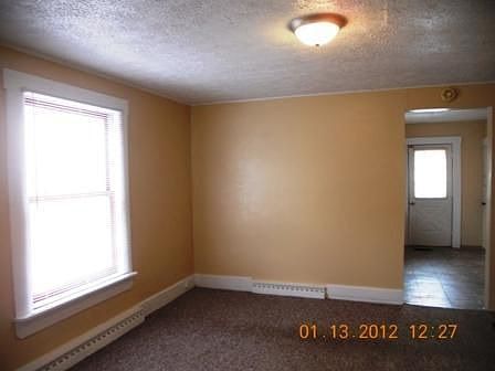 3rd image of 12 E Worley Ave