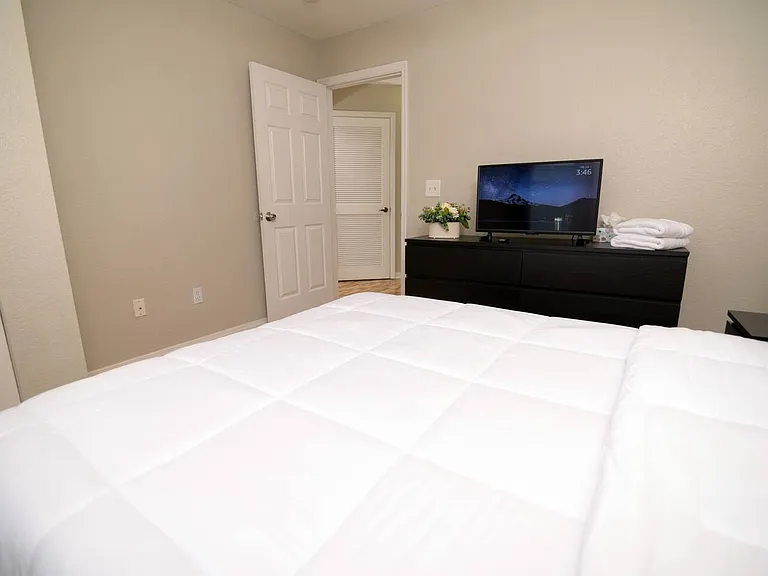 4009 Venetian Bay Dr #101 — Photo 8