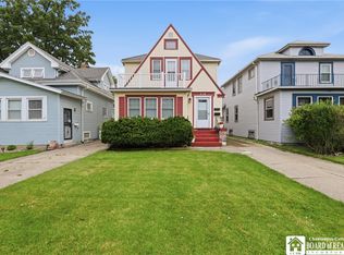 218 Sanders Rd, Buffalo, NY 14216