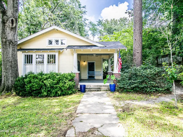 1036 Belhaven St, Jackson, MS 39202