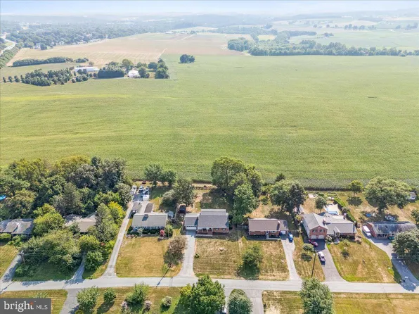 8789 Hickory Hl, Walkersville, MD 21793