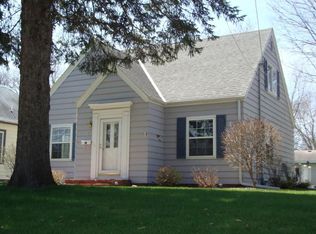 618 12th St SW, Willmar, MN 56201