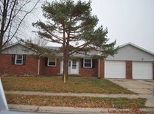 1428 Candlelite Dr, Greenfield, IN 46140