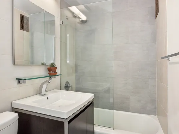 221 East 50th Street 6D/7D image 18 of 18