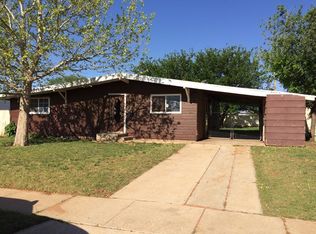 201 N Jaycee Ave, Denver City, TX 79323