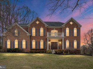 7808 Winterberry Pl, Bethesda, MD 20817