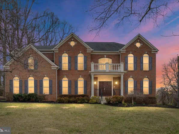 7808 Winterberry Pl, Bethesda, MD 20817