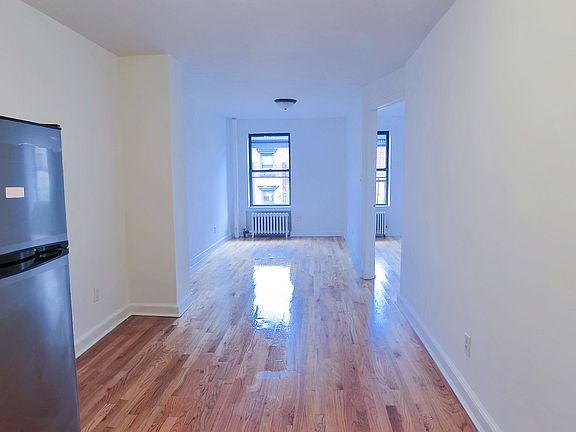 2nd image of 502 E 12th St APT 8