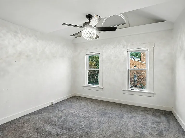 218 Brown St — Photo 13