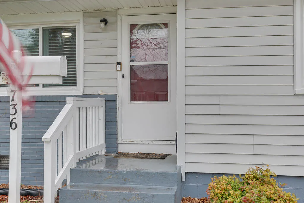 Teets Ln, 736 - 1 — Photo 4