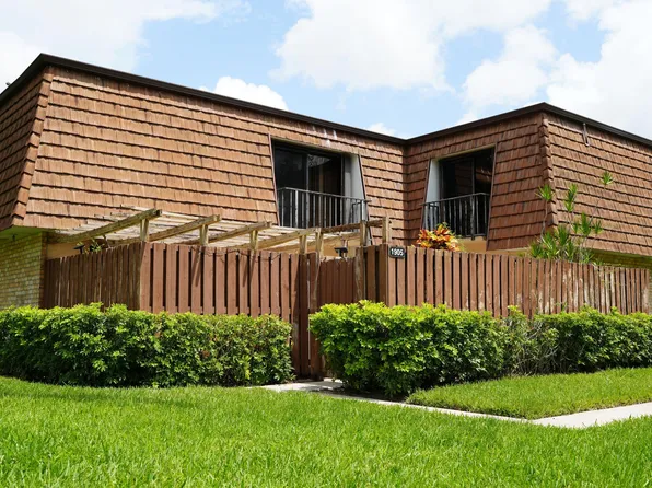 1905 19th Lane, Greenacres, FL 33463