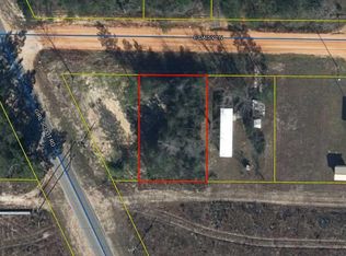 2 E Daisy Ln, Defuniak Springs, FL 32433
