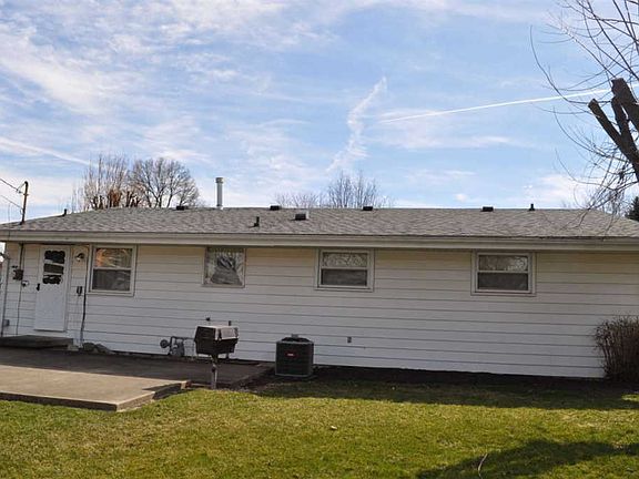 2nd image of 2552 Lafayette Dr