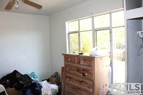 5th image of 215 Croesus Ave