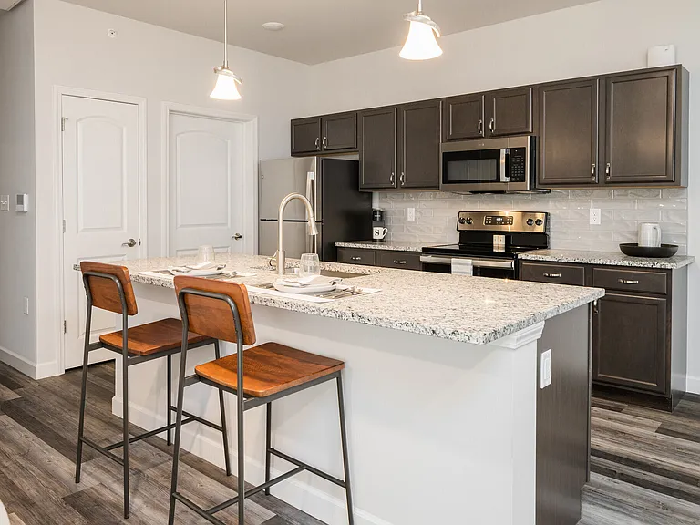 Sugar Creek Apartments — Photo 32